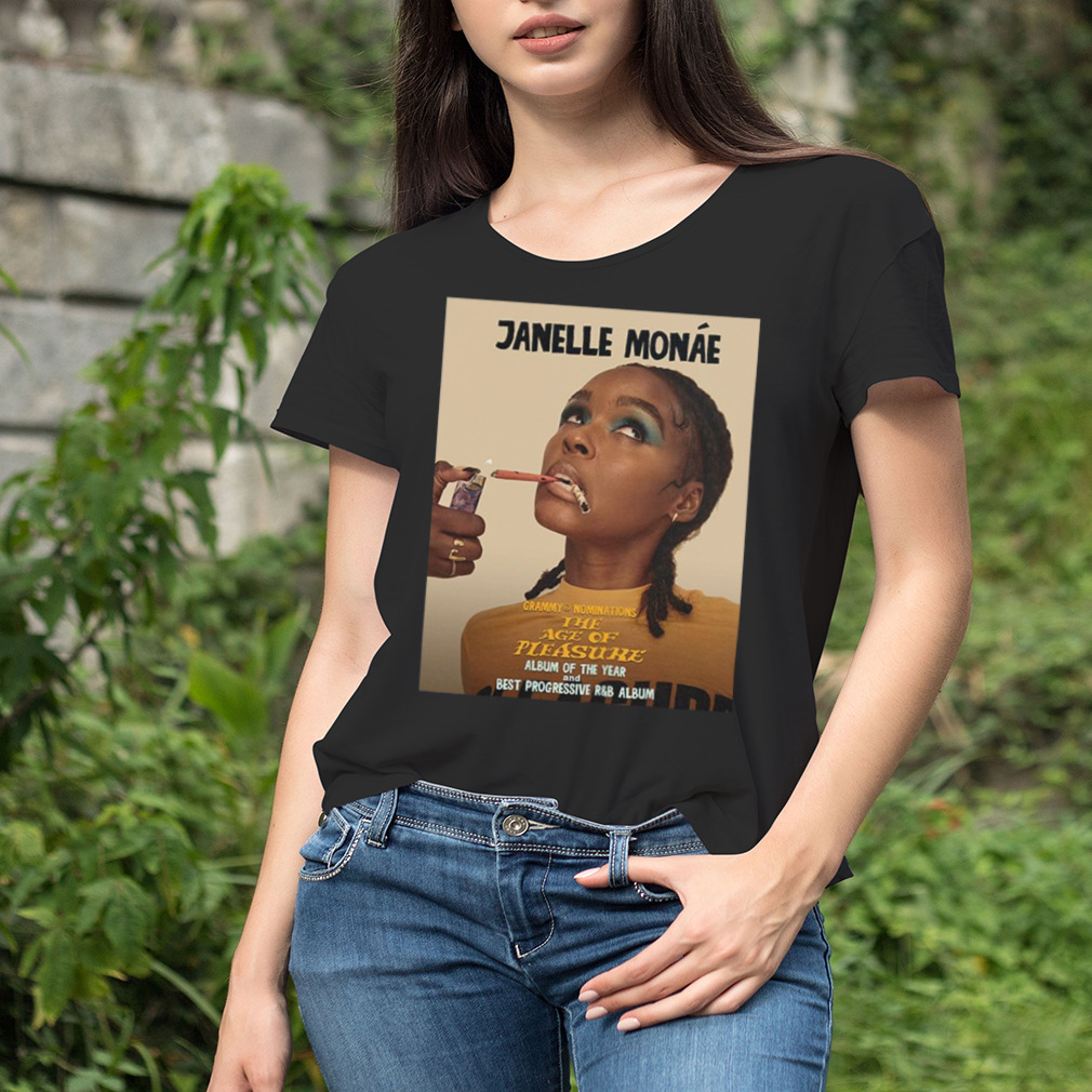 Women's tshirt