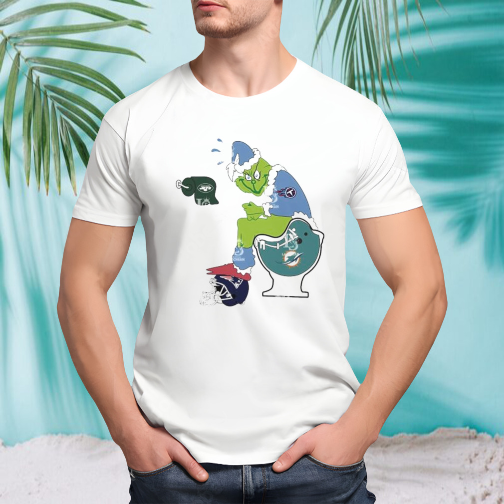 Santa Grinch Tennessee Titans Shit On Miami Dolphins Toilet And New England Patriots Helmet Christmas shirt