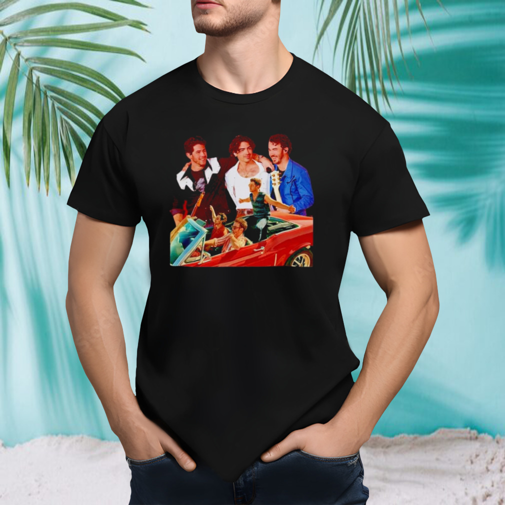 Jonas Brothers boy band shirt