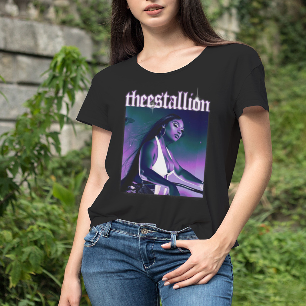 Women's tshirt