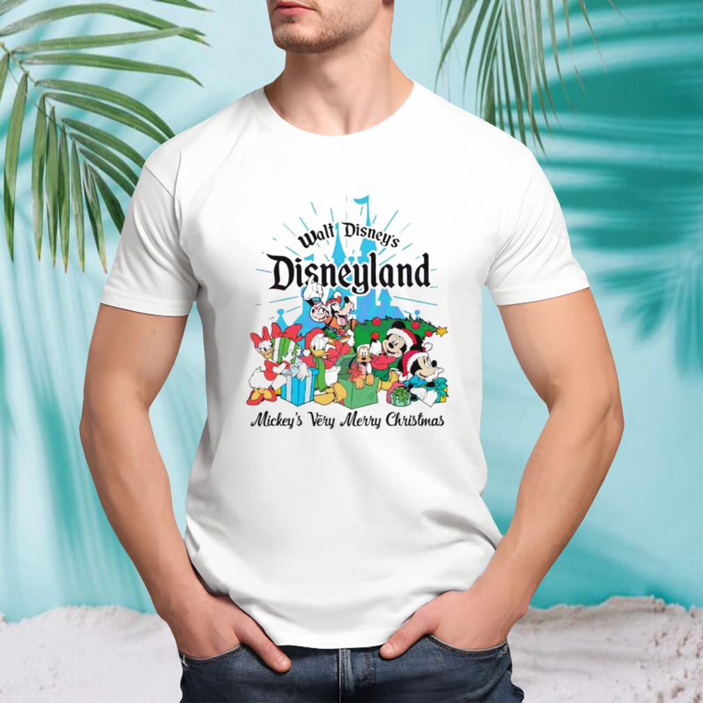 Walt disney’s disneyland mickeys very merry Christmas shirt