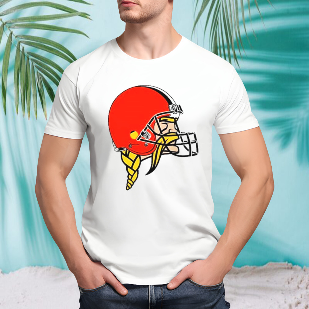 Minnesota Vikings wearing Browns logo shirt