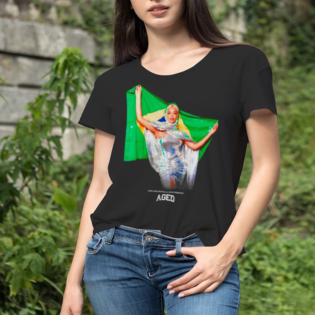 Women's tshirt