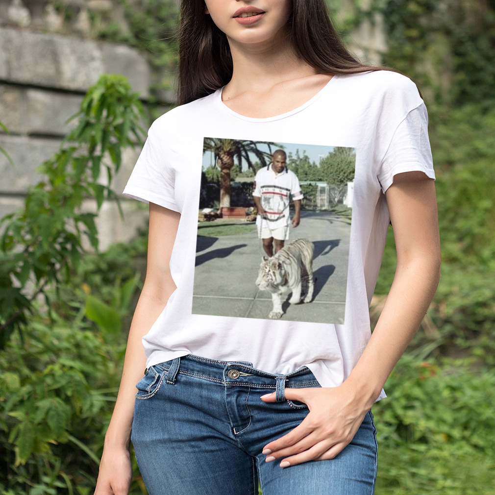 Women's shirt