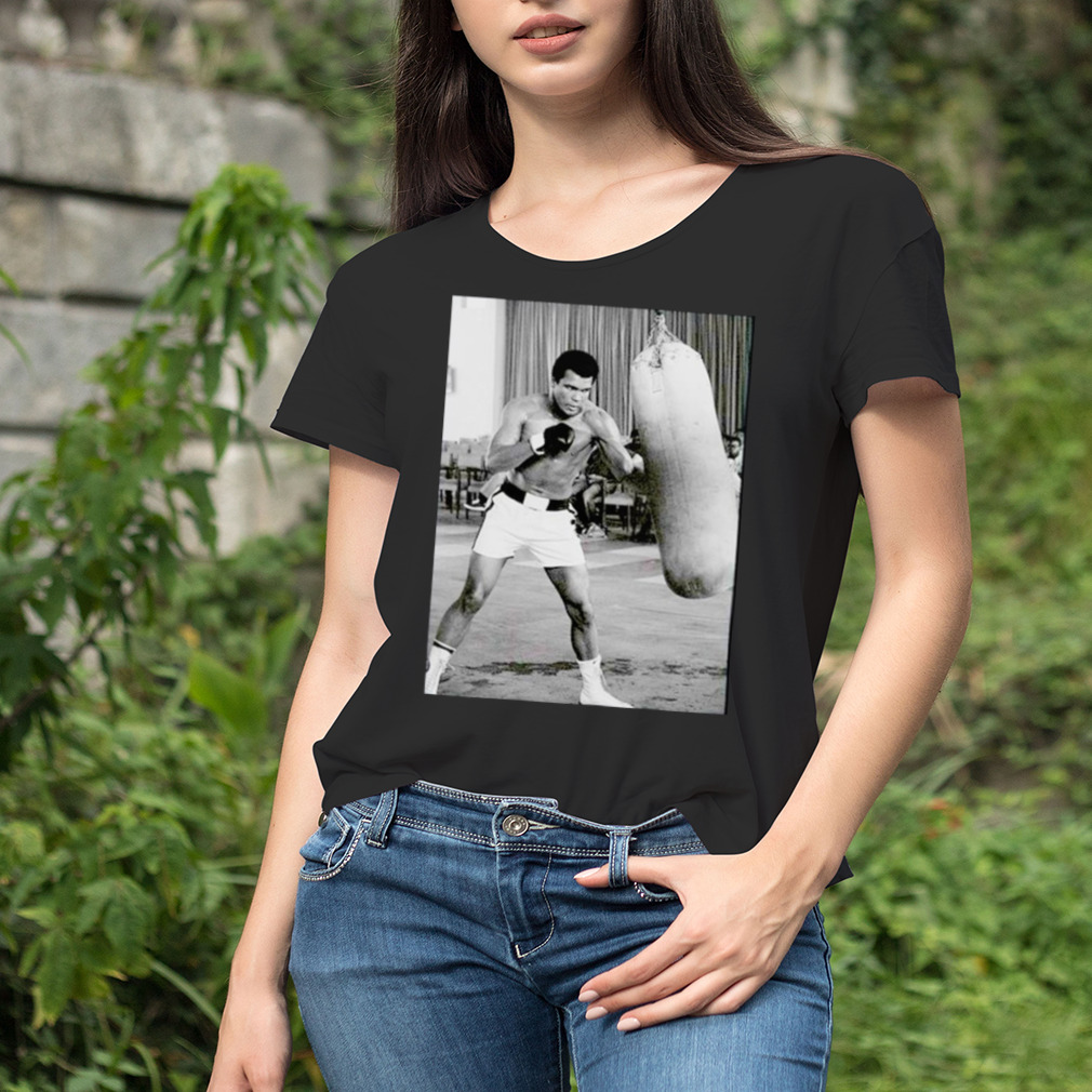 Women's tshirt