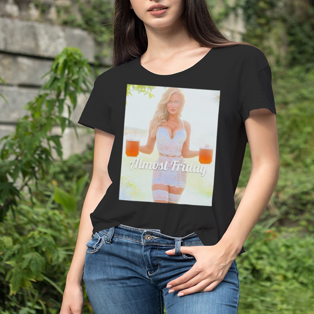 Women's tshirt
