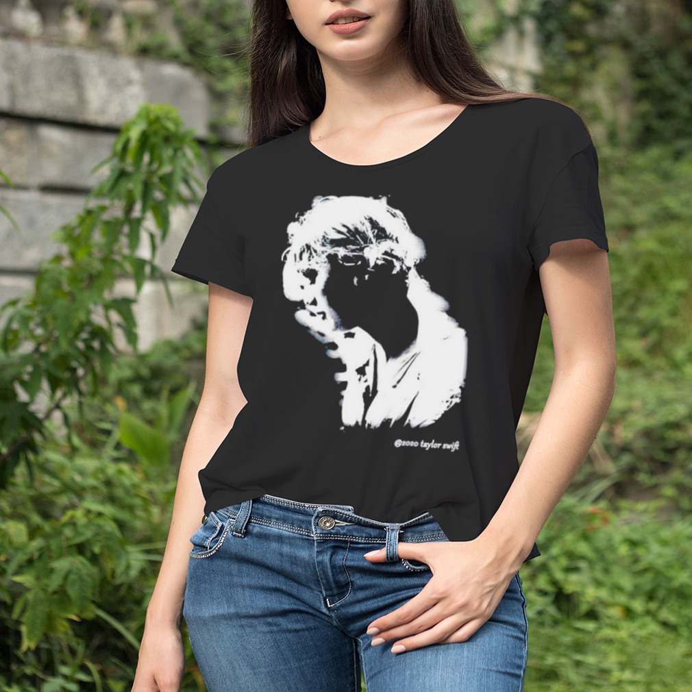 Women's tshirt