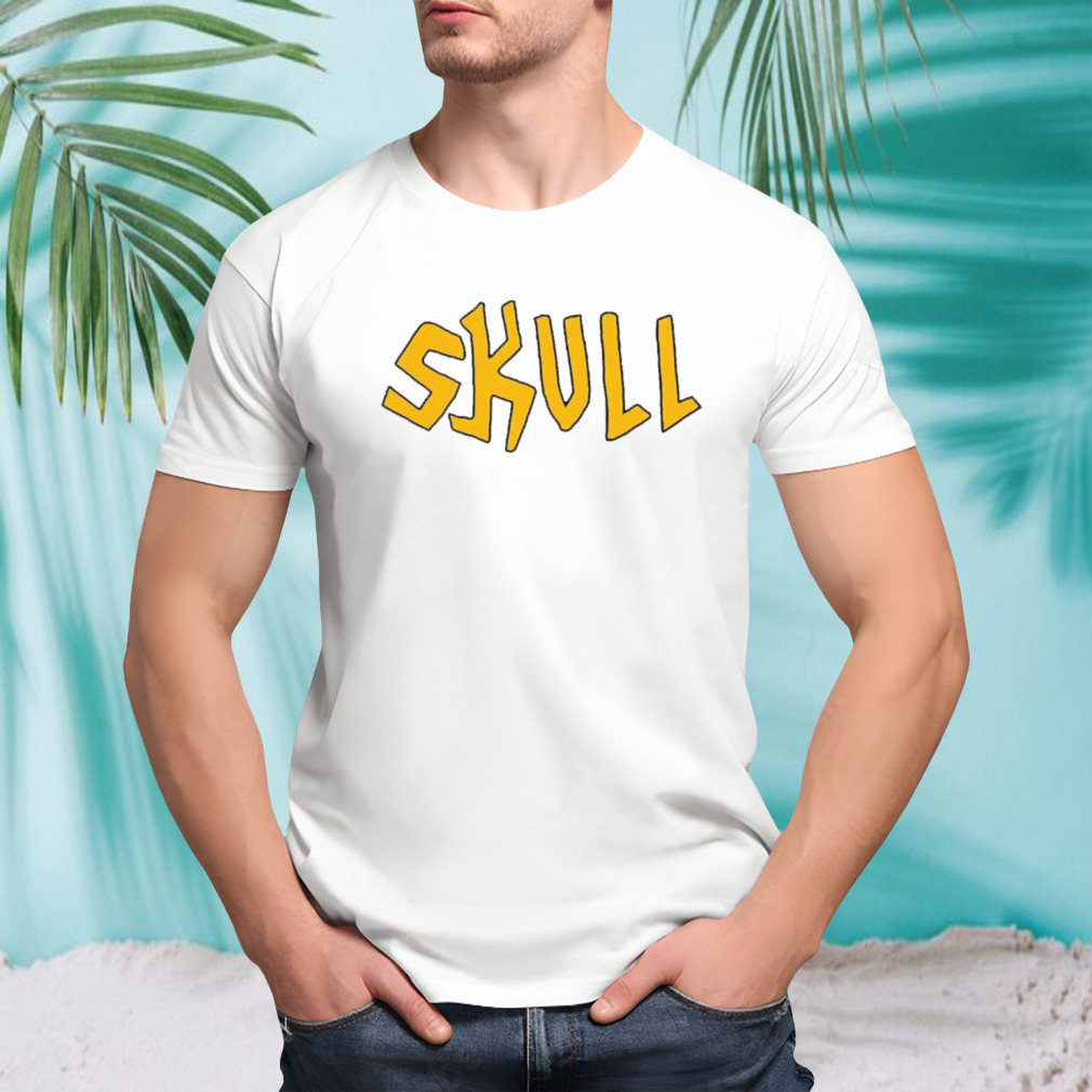 Mikey Day wearing Butthead skull shirt