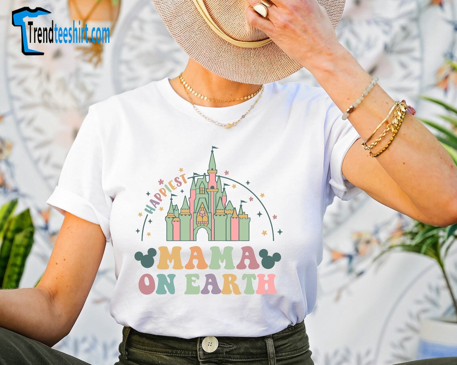 Vintage Happiest Mama On Earth Magic Castle Mother's Day Tshirt Women