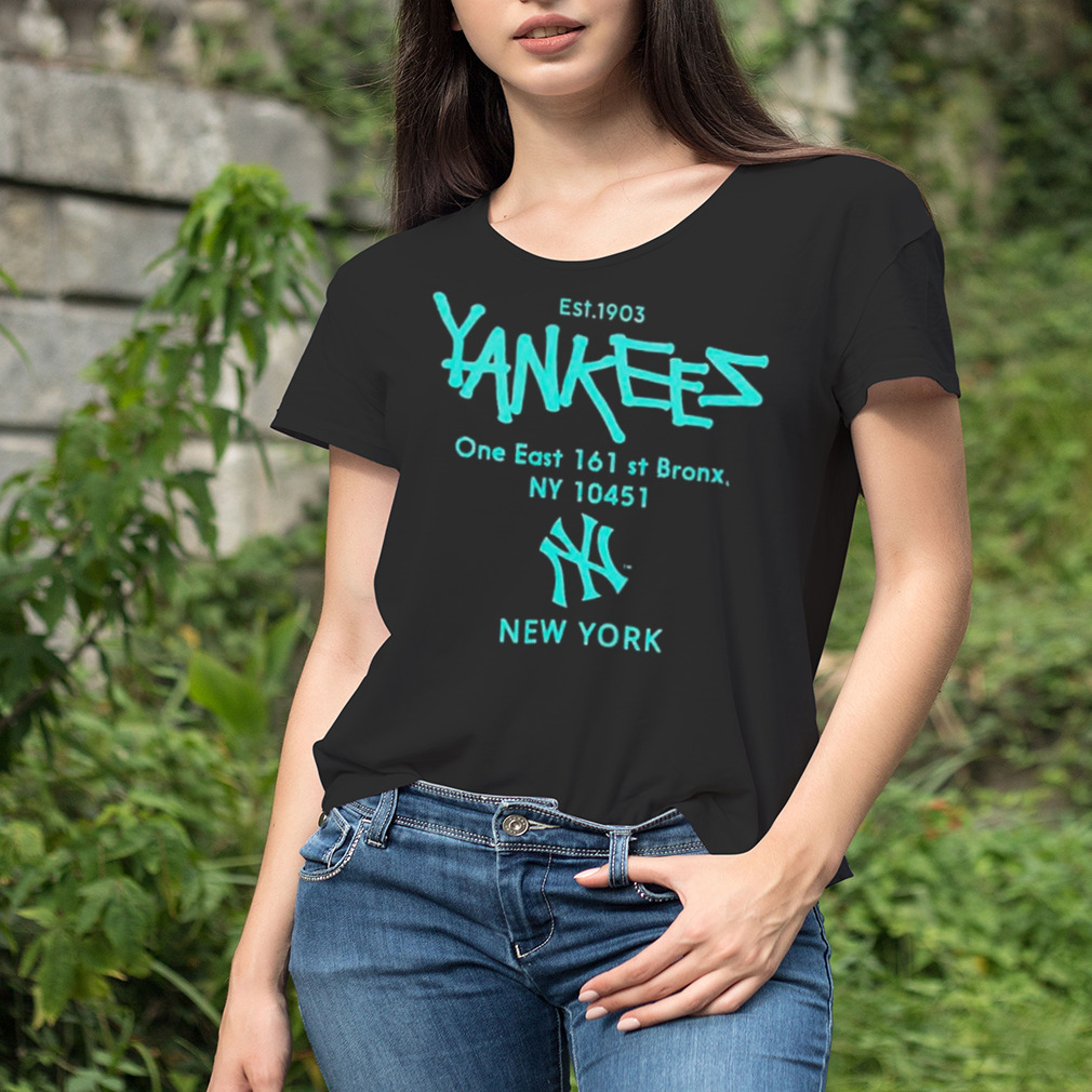 Women's tshirt
