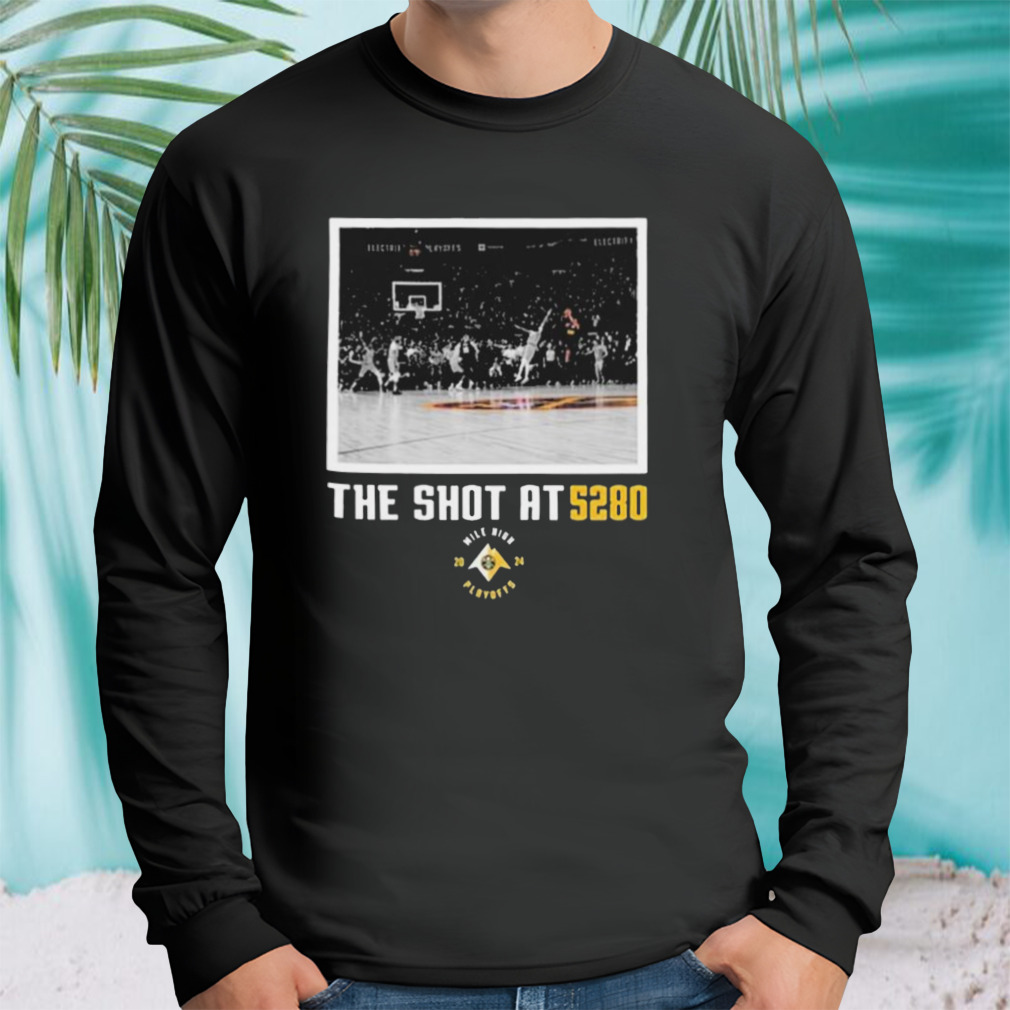 Longsleeve tshirt