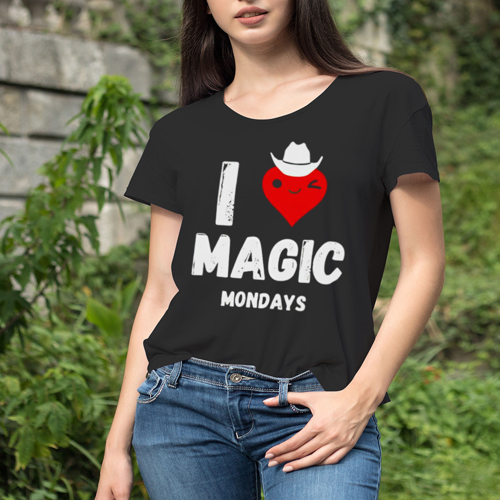 Women's tshirt
