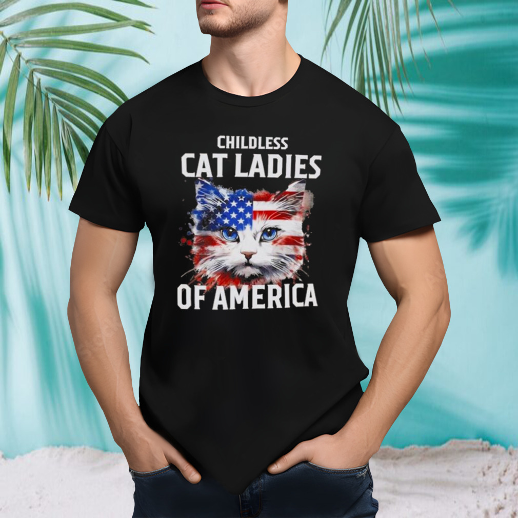 Childless Cat Lady Meme Of America Kamala Harris 2024 T-shirt
